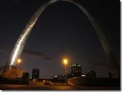 arch at night from miss river