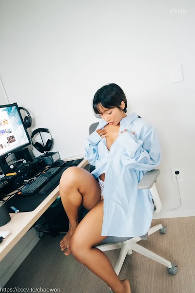 [Loozy] Booty Queen 4K Girl Friend