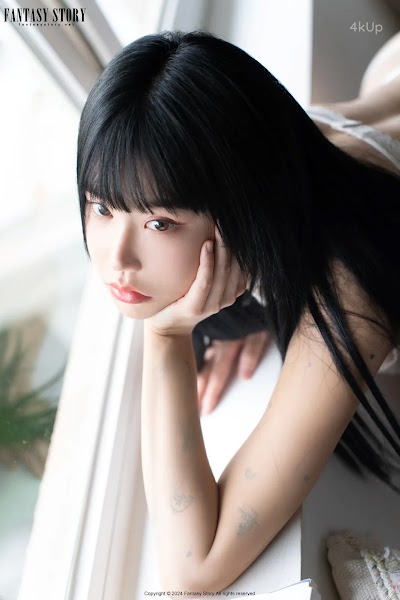 [Bimilstory] Hayun (하윤) Vol.01 Debut – Flower in Blossom (Part 1)