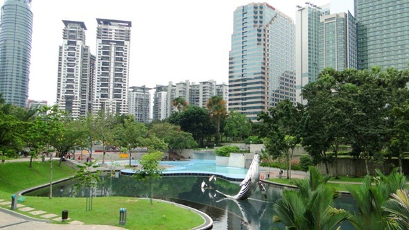 Parque ao redor das Petronas Twin Towers