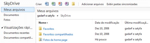 Arquivos e pastas no SkyDrive.