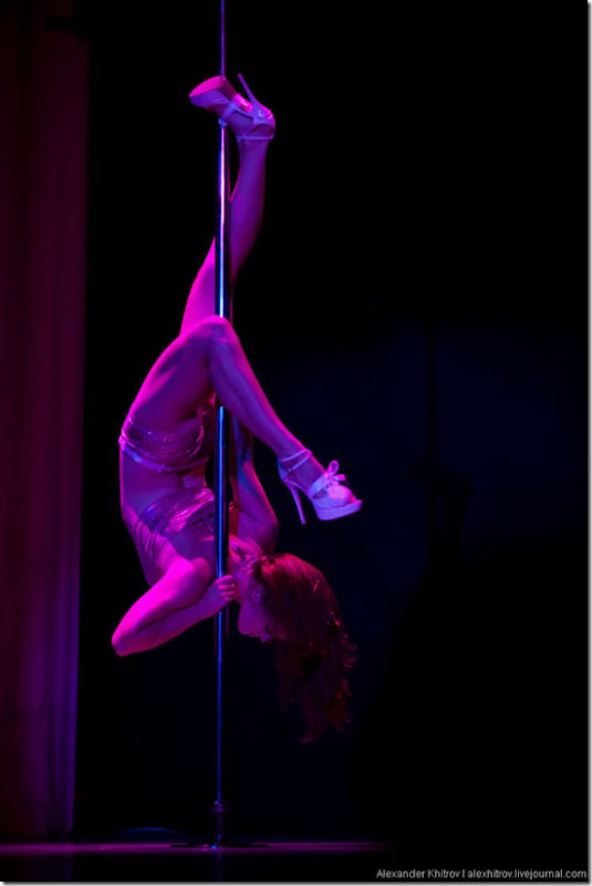 russian-pole-dancing-competition-35