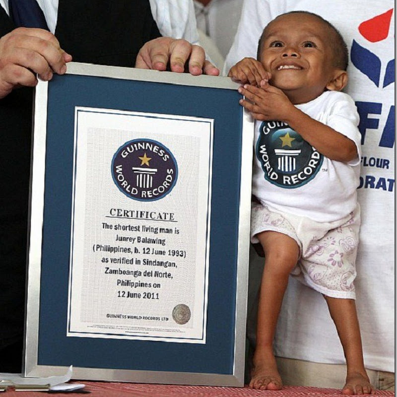 El hombre más pequeño del mundo según Guinness de 2011