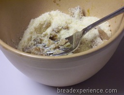 roasted-garlic-parmesan-pot-bread 006