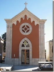 Chiesa cimitero (foto Caltagirone)