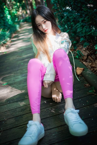 DJAWA Photo – Bambi (밤비) Loose and Tight Violet