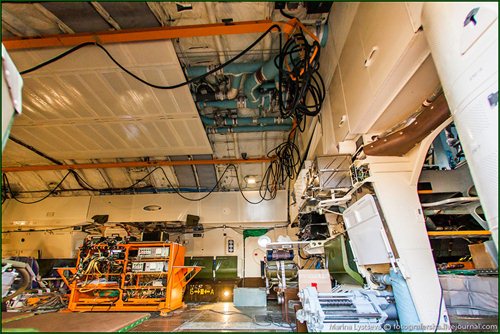 Фотографии тяжелого военно-транспортного самолета Ил-76МД-90А.