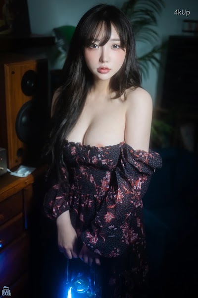[BLUECAKE] Son Ye-Eun (손예은) Nothing RED+