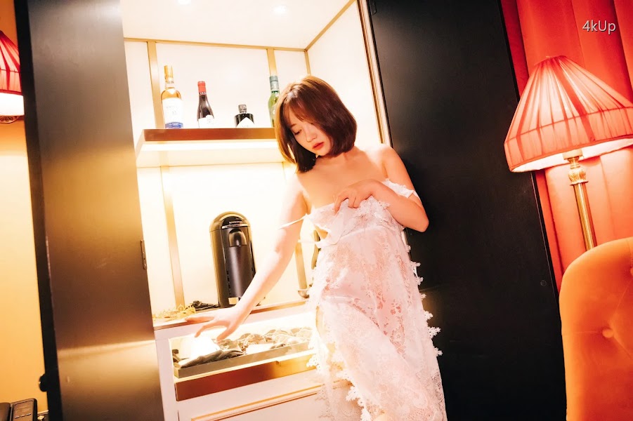 [Loozy] Son Ye-Eun (손예은) Halloqueen (S.Ver)