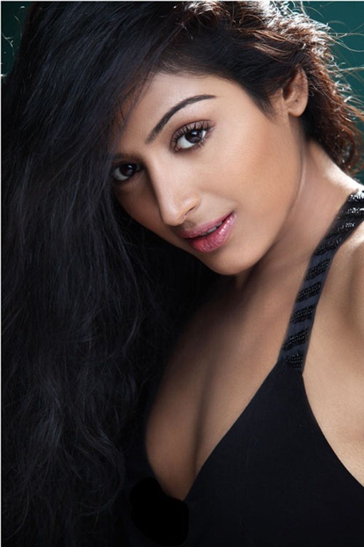 padmapriya_very%252520hot%252520photosho