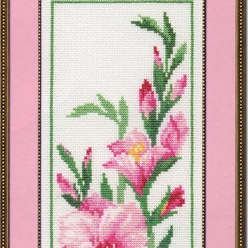Punto de cruz, cuadro con flores color de rosa
