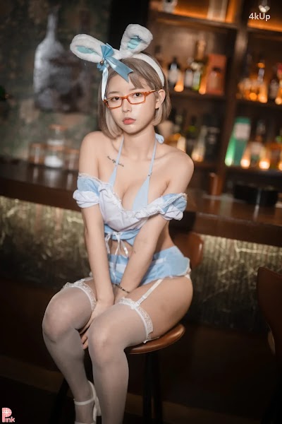 [PINK] U.Hwa (은유화) Secret Present No.02