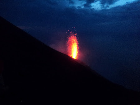 Stromboli - Eruptie din nou
