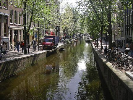 Canale prin Cartierul Rosu Obiective turistice Amsterdam: Canale prin Cartierul Rosu