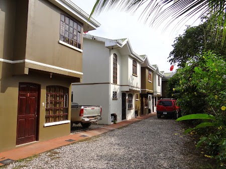 08. Apartamentos Herrera Puerto Jimenez.JPG