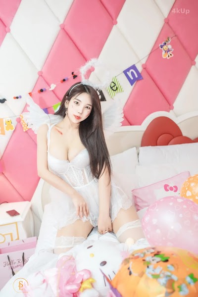 SAINT Photolife – Zzyuri (쮸리) Vol.16 Pink Halloween