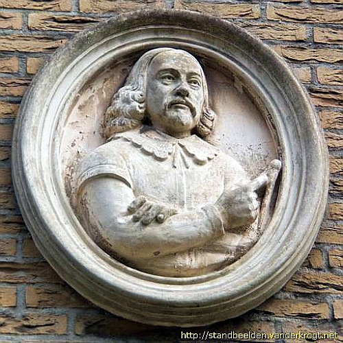 Бартоломео ван Бассен (Bartholomeus van Bassen) - барельеф в Гааге
