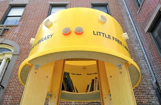 Pequena biblioteca livre (5)