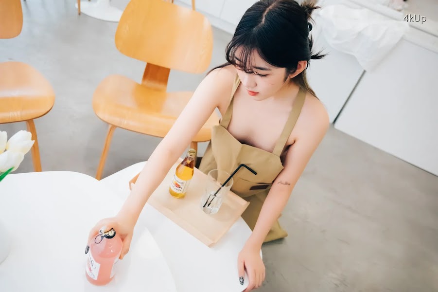 [Loozy] Sonson (손손) Nude Apron