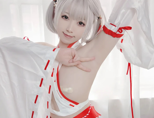 Coser@Asagiriai (愛ちゃん) 巫女服自拍