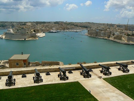 06. Gradinile Barrakka La Valleta Malta.JPG