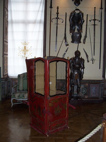 [2011.07.25010chaiseporteursdanslasal.jpg]