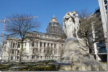 最高裁判所　Palais du justice