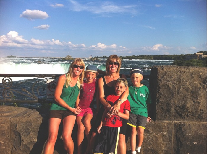 Three unexpected ways to photograph your trips | Niagara Falls | personallyandrea.com