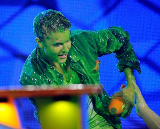 Justin+Bieber+Nickelodeon+25th+Annual+Kids+DRTIBuE4GJ2l.jpg 