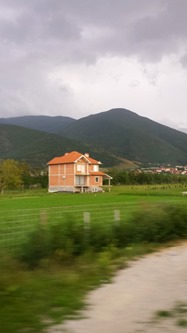 Nas estradas do Kosovo
