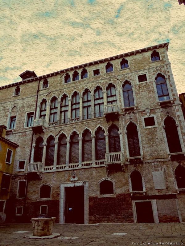 Facciata di Palazzo Fortuny