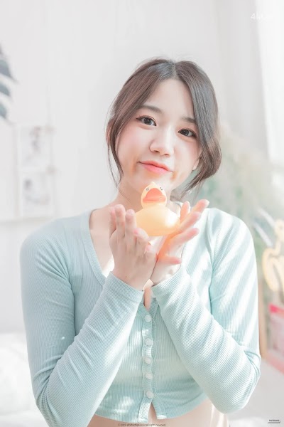 PhotoChips Vol.85 No.1 Hyeseong