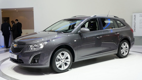 2012 Chevrolet Cruze Wagon Resmi Olarak Tanıtıldı 
