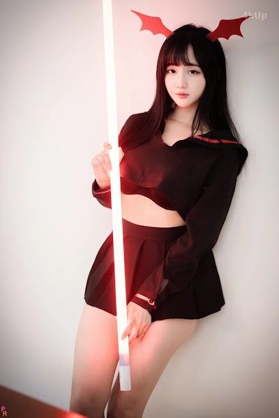 [PINK] Han Jina (한지나) Succubus