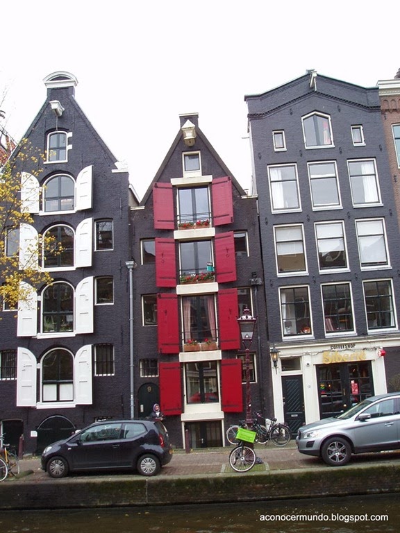 [Amsterdam.-Edificios---PB09063612.jpg]