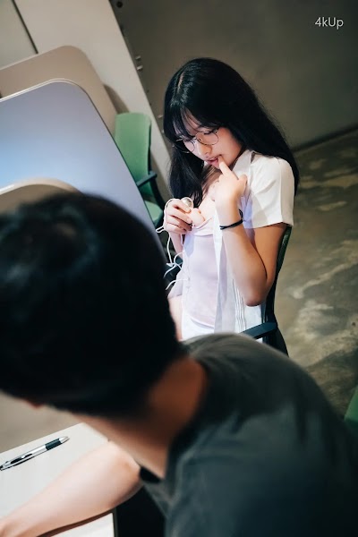 [Loozy] Sonson (손손) Reading Room + S.ver