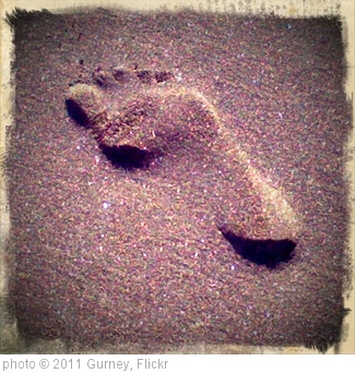 'footprint' photo (c) 2011, Gurney - license: http://creativecommons.org/licenses/by/2.0/