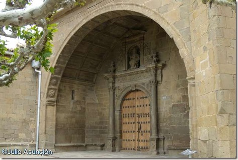 Aibar - Iglesia de San Pedro - Portada