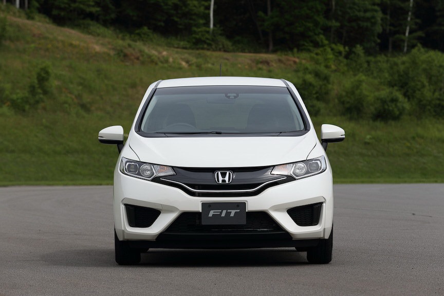 2014-Honda-Fit-Jazz-33%5B2%5D.jpg