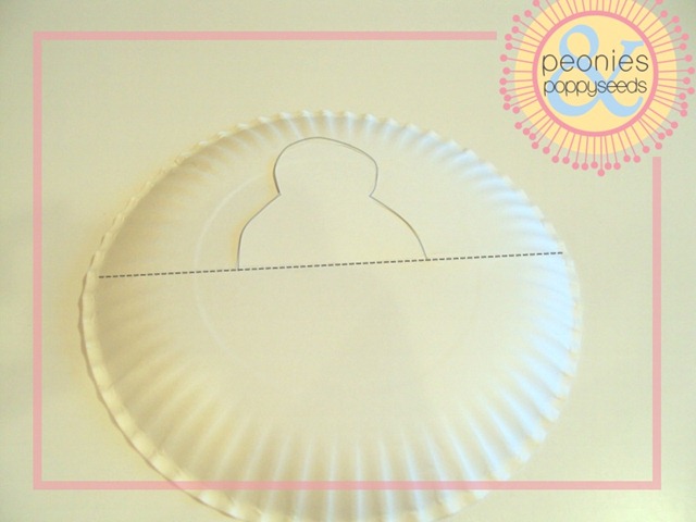 paper plate turkey craft step one