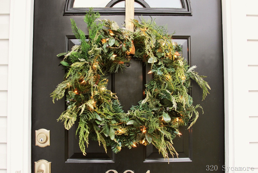 [diy-Christmas-wreath-lit4.jpg]