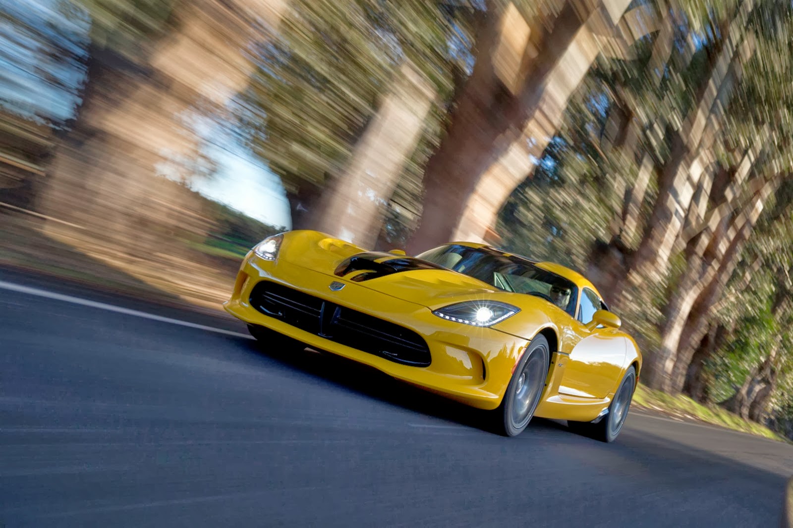 [2014-SRT-Viper-3%255B2%255D.jpg]