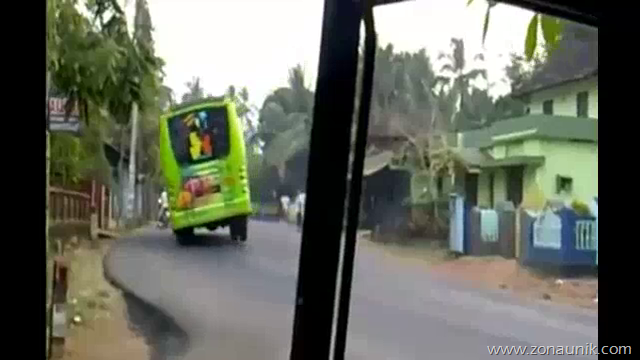 Tabrak Lari (3) Tabrak Lari (3)