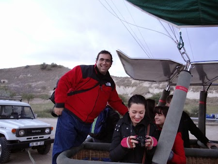 10. Urcarea in nacela.JPG