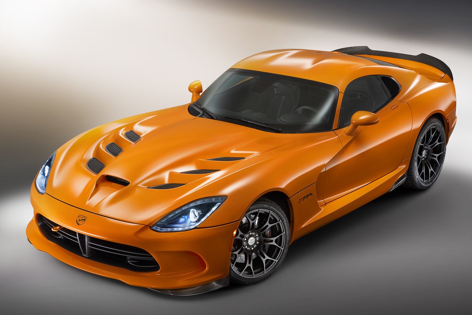 [2014-SRT-Viper-Time-Attack-13%255B3%255D.jpg]
