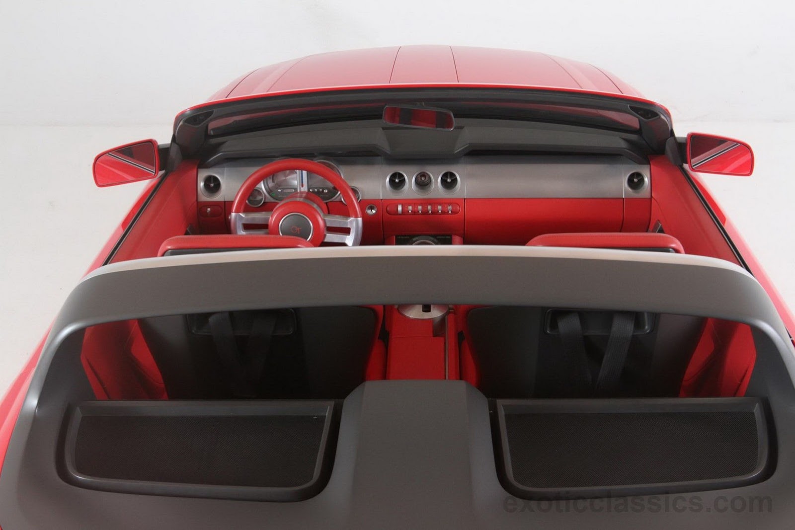 [2004-Ford-Mustang-GT-Convertible-Concept-15%255B4%255D.jpg]