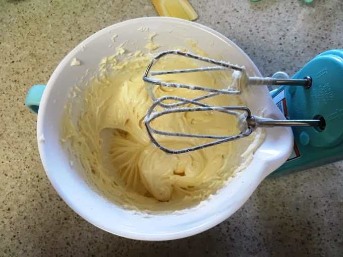 [pumpkin%2520cake%2520bars%2520reduced-fat%2520355%255B2%255D.jpg]