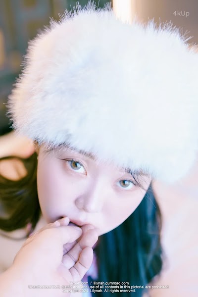 [Lilynah] LW089 Inah (이나) Vol.37 Knee Socks & Bikini