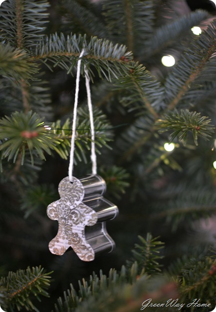 cookie cutter ornaments 096v