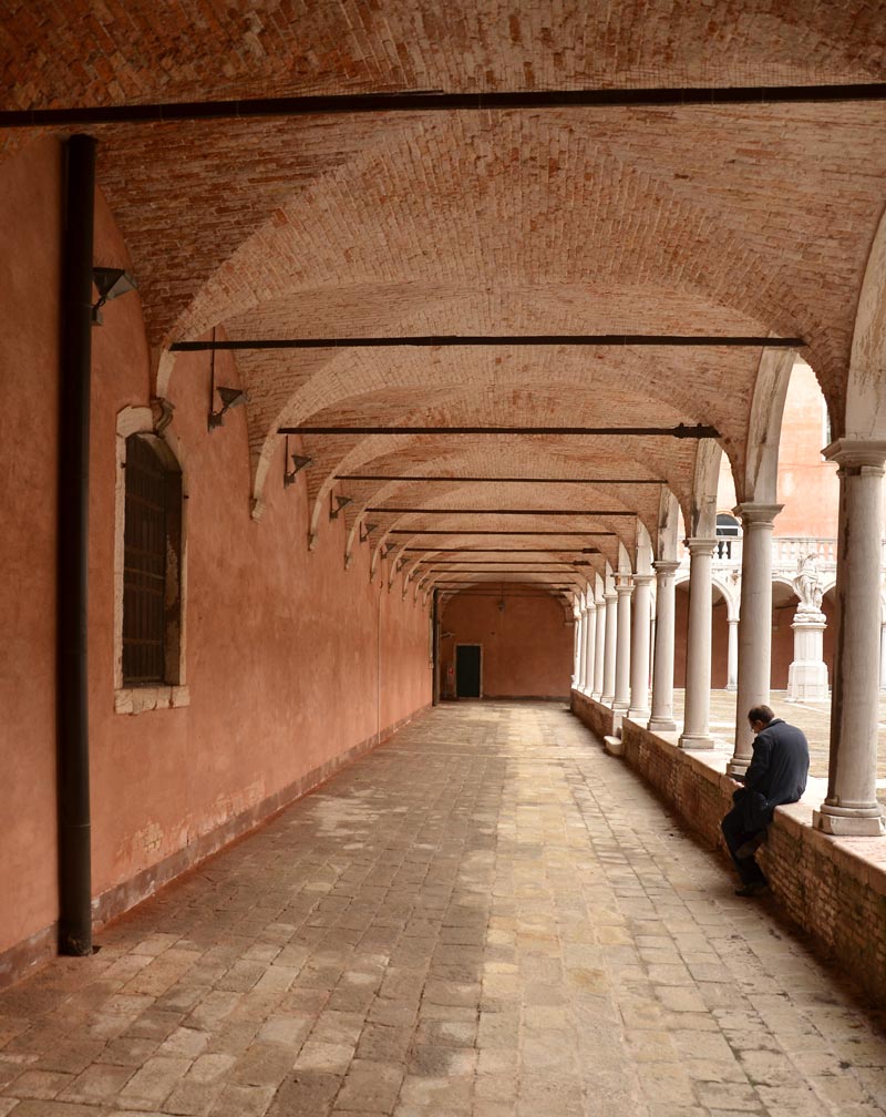 Chiostro_trinita_29.jpg Chiostro trinita 29